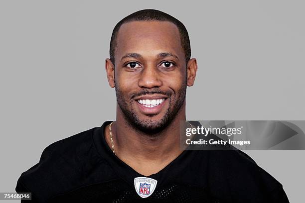 Duane Starks of the Oakland Raiders poses for his 2007 NFL headshot at photo day in Oakland, California.