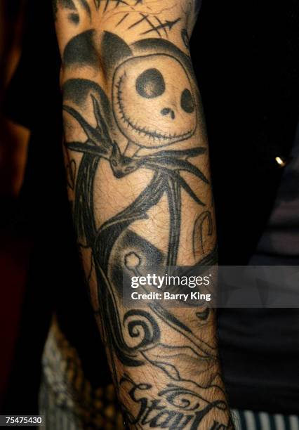 855 Palm Tattoo Photos and Premium High Res Pictures - Getty Images 855 Palm Tattoo Photos and Premium High Res Pictures - Getty Images