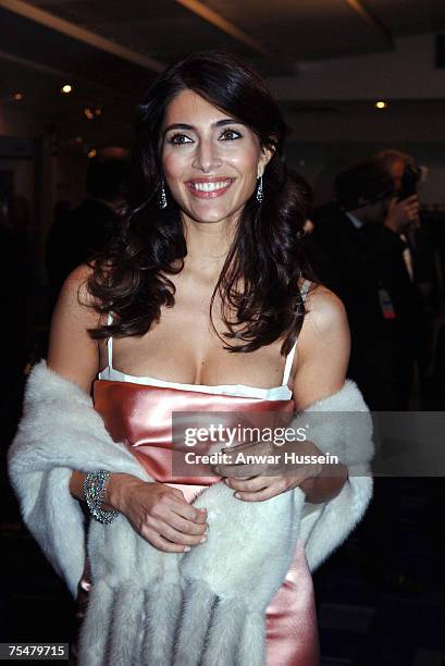 Caterina Murino attends the Royal Premiere for the 21st Bond film "Casino Royale" at the Odeon, Leicester Square on November 14, 2006.