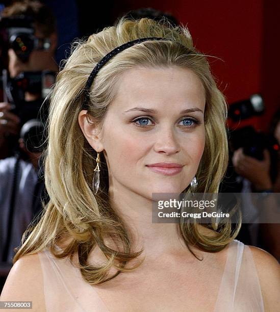 Reese Witherspoon at the Grauman's Chinese Theatre in Hollywood, California