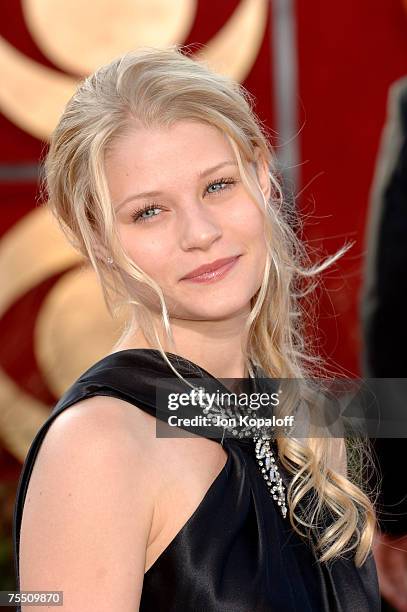 Emilie de Ravin at the 57th Annual Primetime Emmy Awards - Arrivals at The Shrine in Los Angeles, California.