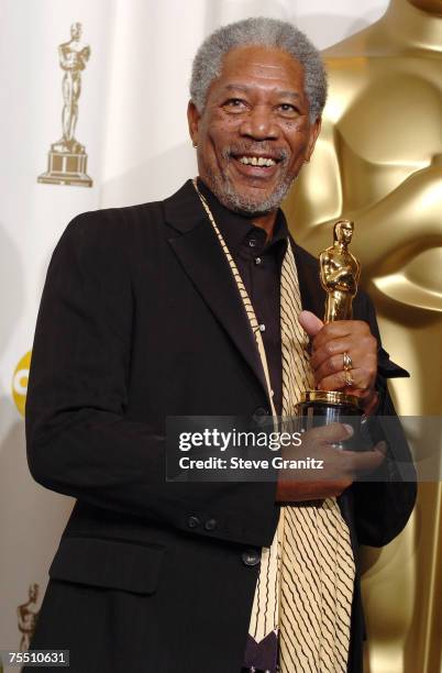 Morgan Freeman, winner Best Actor in a Supporting Role for ?Million Dollar Baby? at the Kodak Theatre in Hollywood, California