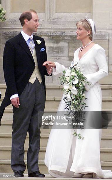 Edward and Saphie, the new Earl and Countess of Wessex on their wedding day in Windsor on June 19, 1999. At the Windsor in Windsor, United Kingdom.