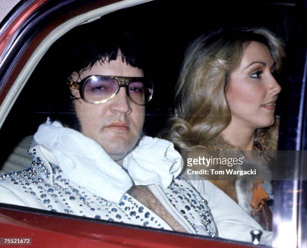 Elvis Presley with girlfriend Linda Thompson at the Hilton Hotel in Cincinnati, Ohio