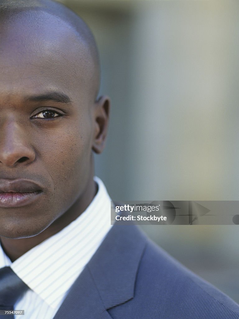 Young business man,portrait,close-up (cropped)
