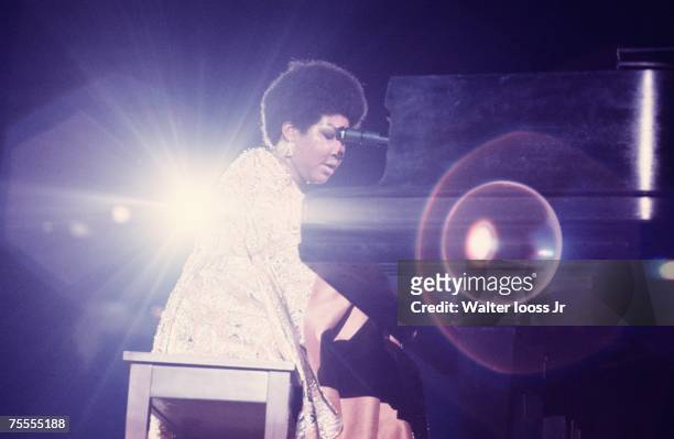 Singer Aretha Franklin performs during a concert in 1969 in New York City, New York.