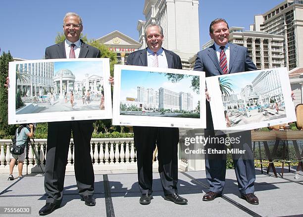 Caesars Palace President Gary Selesner, President of Harrah's Entertainment, Inc. Western Division Tom Jenkin and Caesars general manager John Unwin,...