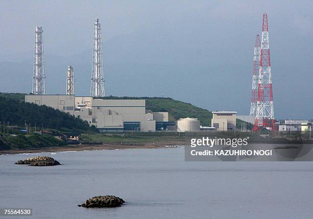 General view of Tokyo Electric Power Co.'s Kashiwazaki-Kariwa nuclear power plant in Kariwa village, Kashiwazaki 18 July 2007. A total of 50 cases of...