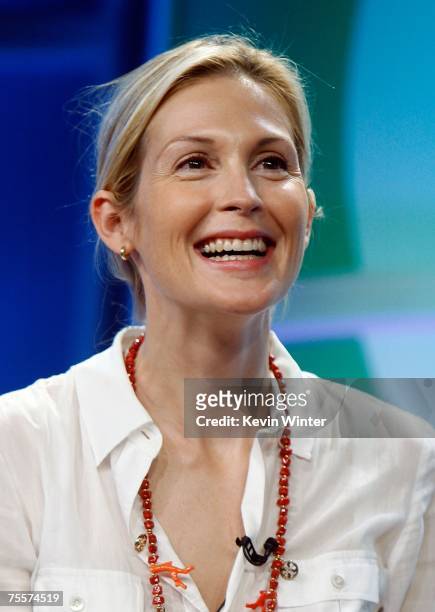 Actress Kelly Rutherford speaks for the television show "Gossip Girl" during the CW portion of the Television Critics Association Press Tour at the...