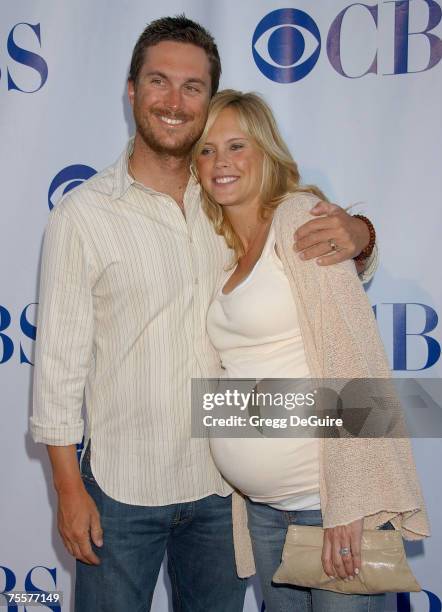Actor Oliver Hudson and Erinn Bartlett arrive at the "CBS Summer Press Tour - Stars Party 2007" at the Wadsworth Theatre on July 19, 2007 in Los...
