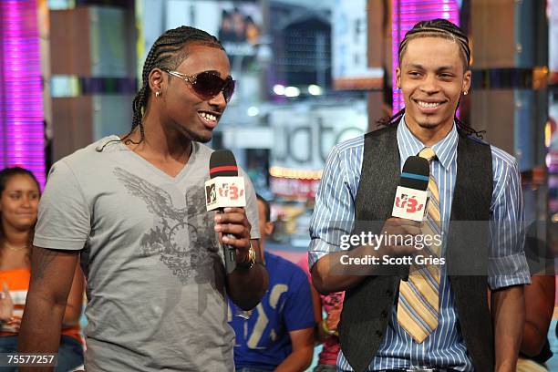 Danny Di 10,087 Danny D Photos & High Res Pictures - Getty Images