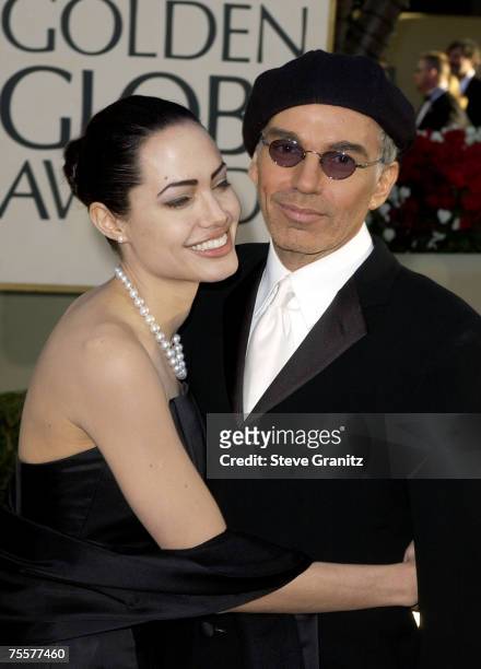 Angelina Jolie and Billy Bob Thornton arrive at the Golden Globe Awards at the Beverly Hilton January 20, 2002 in Beverly Hills, California.