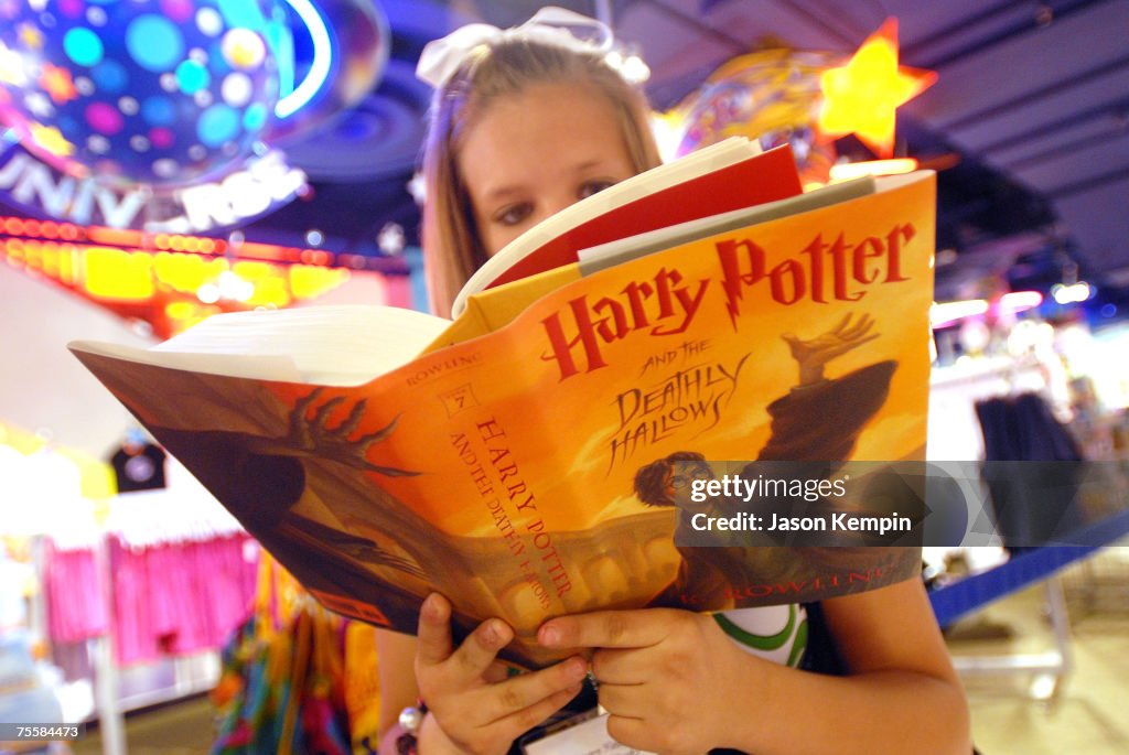 Toys "R" Us Times Square Hosts Midnight Launch Of Harry Potter