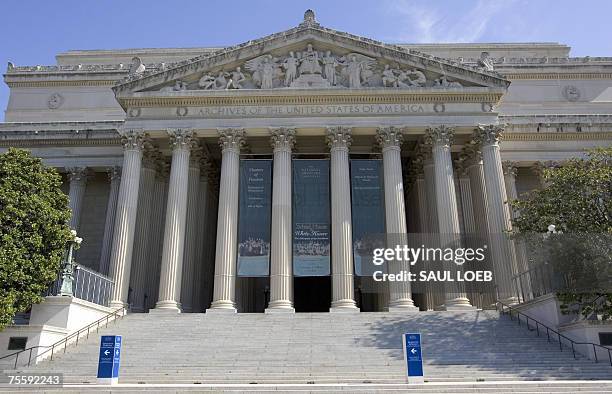 Washington, UNITED STATES: The US National Archives building is shown in Washington, DC, 21 July 2007. The building's main rotunda allows visitors to...