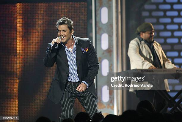 Alejandro Fernandez performs live at the Premios Juventud Awards at the University of Miami BankUnited Center on July 19, 2007 in Miami, Florida.