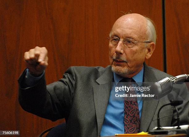 James Spector James Stuart Scientist Photos and Premium High Res Pictures - Getty Images