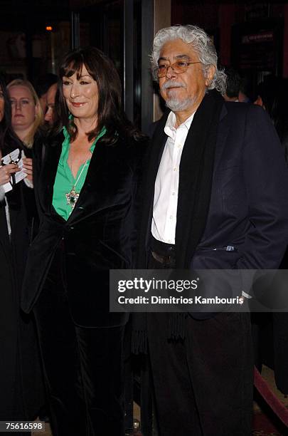 Anjelica Huston and husband Robert Graham