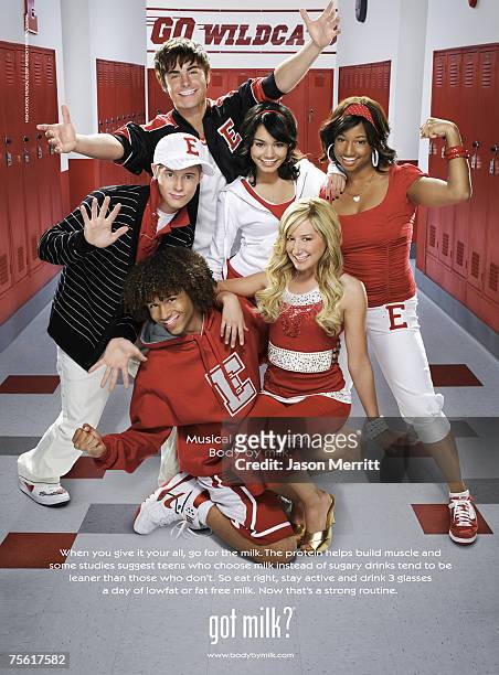 Cast of "High School Musical 2" : Zac Efron, Vanessa Anne Hudgens, Monique Coleman, Ashley Tisdale, Corbin Bleu and Lucas Grabeel