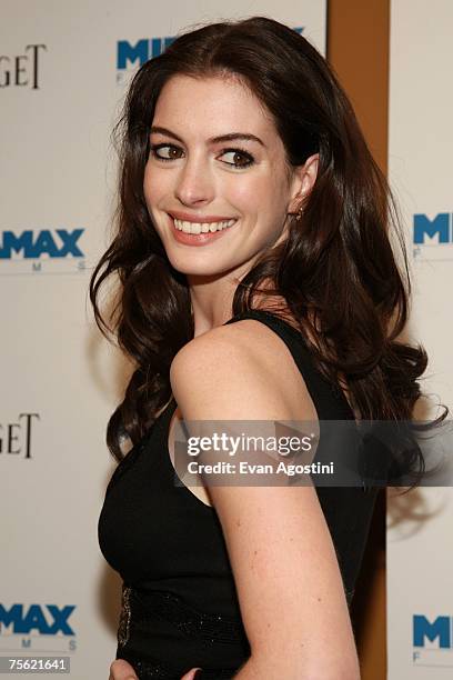 Actress Anne Hathaway attends the premiere of "Becoming Jane" presented by Miramax at the Landmark Sunshine Cinema July 24, 2007 in New York City.