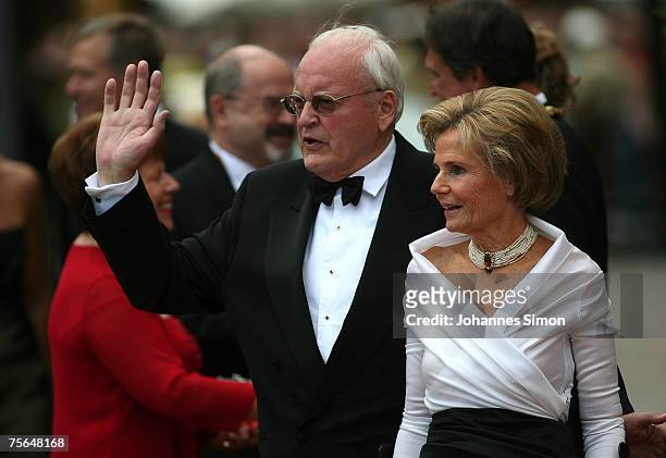 Former German President Roman Herzog and his wife Alexandra Freifrau von Berlichingen arrives for the premiere of the Richard Wagner festival on July...