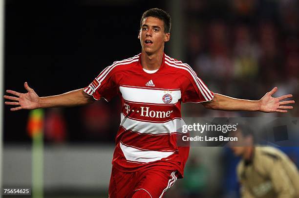 Sandro Wagner of Munich celebrates scoring the second goal during the Premiere Liga Cup Semi-final match between VfB Stuttgart and FC Bayern Munich...