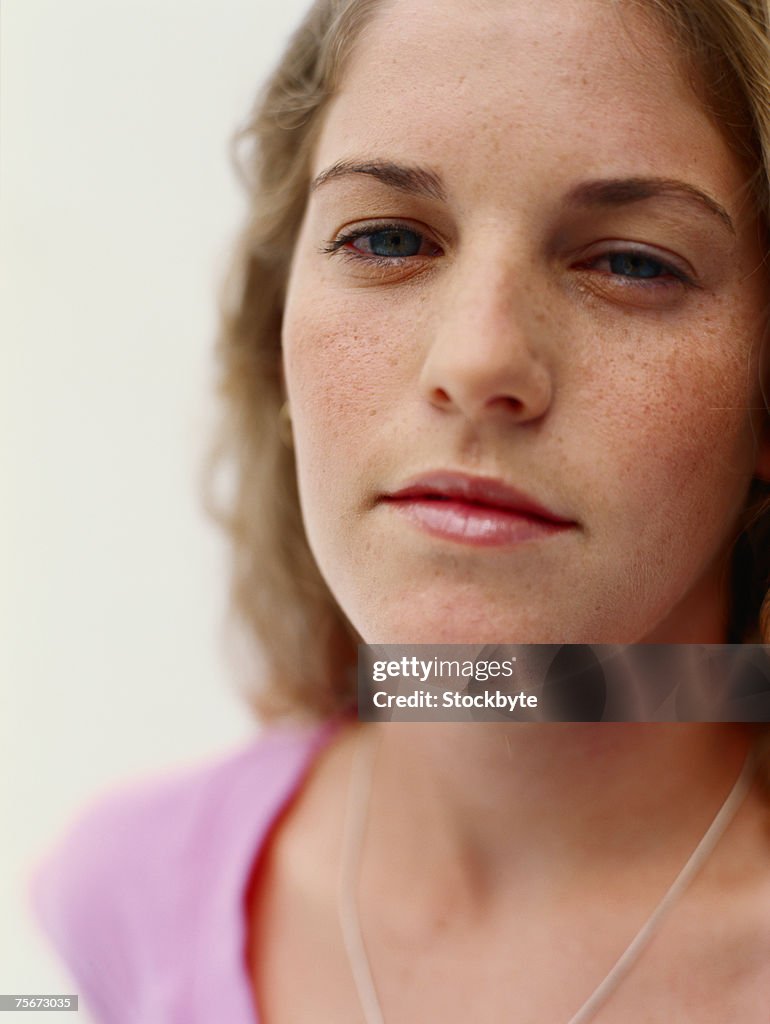 Young woman, close-up, portrait