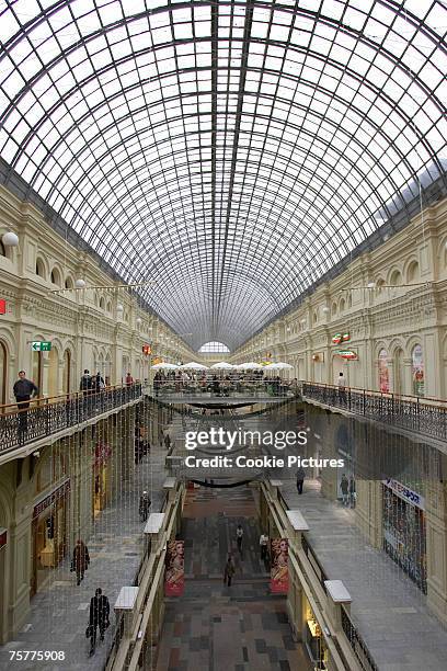 russia, moscow, gum department store interior - wt1 foto e immagini stock