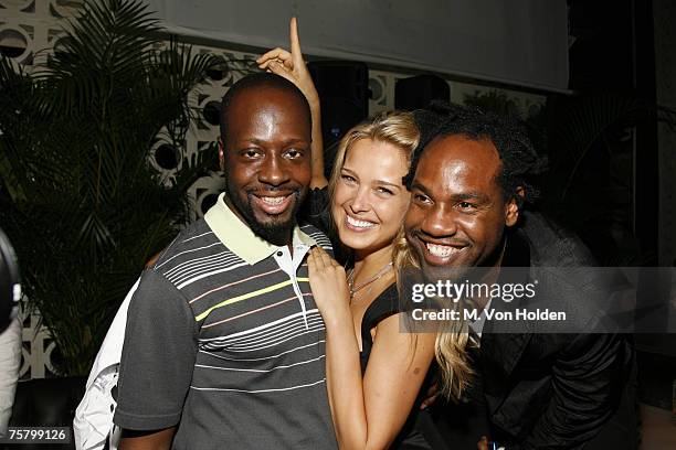 Wyclef Jean, Petra Nemcova, Unik Ernest