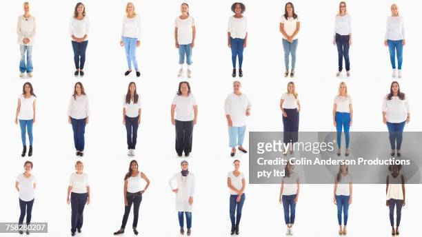 collage of portraits of smiling diverse women - tshirt jeans stockfoto's en -beelden