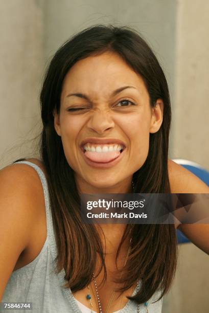 Actress Rosario Dawson poses at the 2007 Comic-Con press panel held at the San Diego Convention Center on July 28, 2007 in San Diego California.