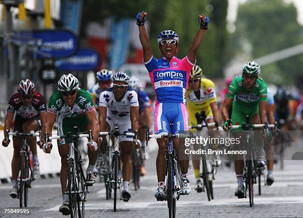 Daniele Bennati of Italy and Lampre celebrates winning Stage Twenty of the Tour de France on July 29, 2007 in Paris, France.