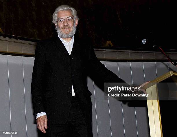 Ian Lear 140 Ian Lear Stock Photos, High-Res Pictures, and Images - Getty Images