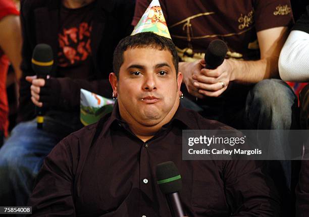 Ed Reyes Singer 174 photos et images haute résolution de Eddie Reyes - Getty Images