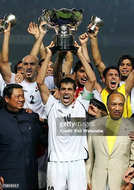 Iraq players celebrate winning the AFC Asian Cup 2007 final between Iraq and Saudi Arabia at Gelora Bung Karno Stadium on July 29, 2007 in Jakarta,...