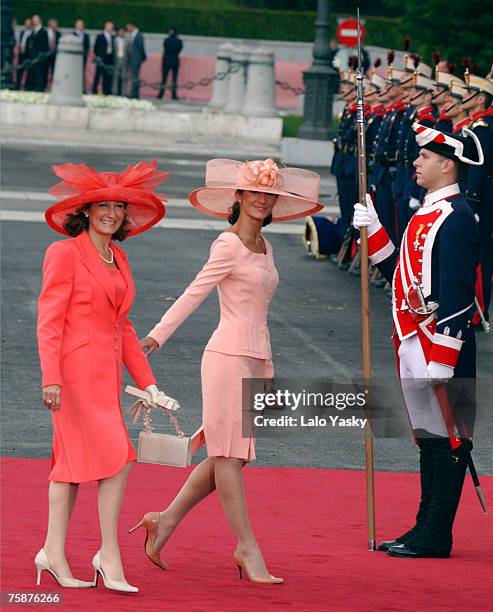 Paloma Rocasolano, Letizia's mother and Telma Ortiz Rocasolano, Letizia's sister