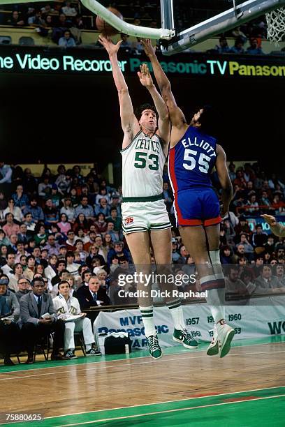 Robey Rockets 94 Rick Robey Stock Photos, High-Res Pictures, and Images - Getty Images