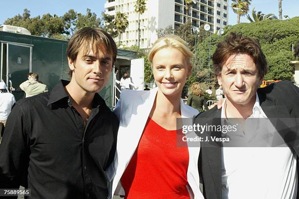Stuart Townsend, Charlize Theron and Sean Penn