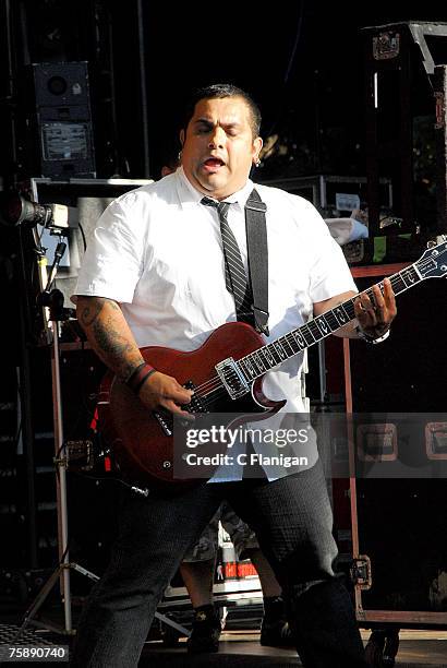 Edrian Reyes 190 Eddie Reyes Stock Photos, High-Res Pictures, and Images - Getty Images