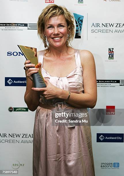 130 Robyn Malcolm Photos High Res Pictures Getty Images 130-robyn-malcolm-photos-high-res-pictures-getty-images