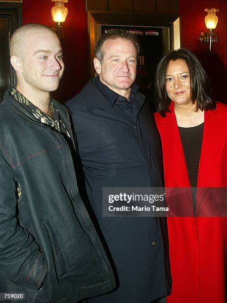 Actor Robin Williams, his wife Marsha Garces Williams and son attend the premiere of the film "Death to Smoochy" March 26, 2002 in New York City.