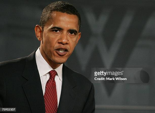 Senator Barack Obama delivers a speech on counter-terrorism at the Woodrow Wilson center August 1, 2007 in Washington, DC. Obama unveiled a...
