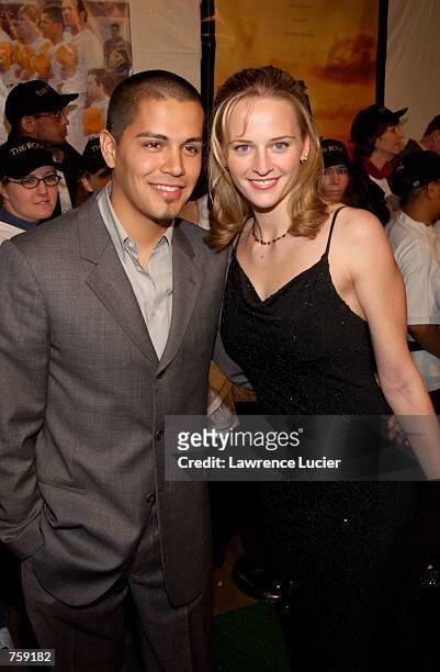 Actor Jay Hernandez and his girlfriend Daniela Deutscher arrive at the premiere of the film The Rookie March 26, 2002 in New York City.