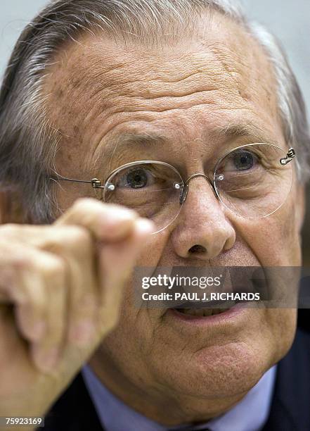 Former US Secretary of Defense Donald Rumsfeld testifies before the US House of Representatives Committee on Oversight and Government Reform 01...