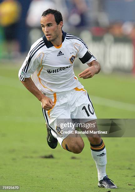 Forward Landon Donovan of the Los Angeles Galaxy moves for the ball against FC Dallas during SuperLiga play on July 31, 2007 at Pizza Hut Park in...