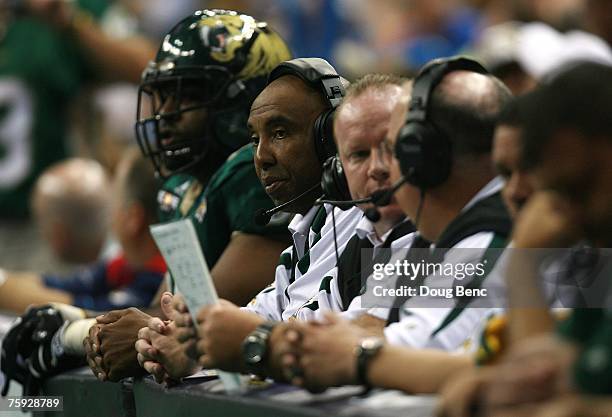 Head coach Darren Arbet of the San Jose SaberCats looks on along with his coaching staff against the Columbus Destroyers during ArenaBowl XXI at New...