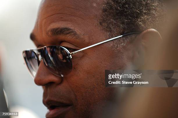 Simpson arrives at the memorial service for Johnnie Cochran at West Angeles Cathederal in Los Angeles, California April 6, 2005