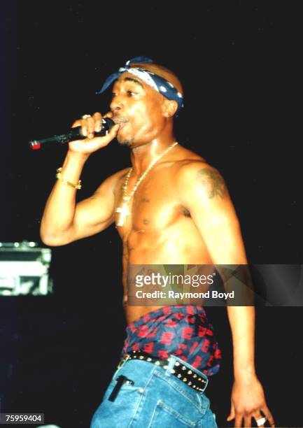Rapper Tupac Shakur performs onstage in 1994 in Chicago, Illinois.