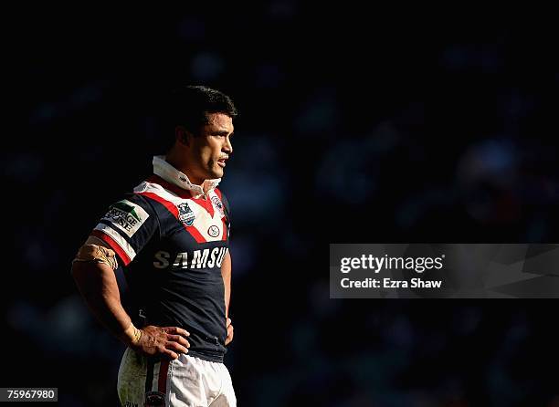 Craig Wing of the Roosters looks on during the round 21 NRL match between the Sydney Roosters and the Warriors at the Sydney Football Stadium August...