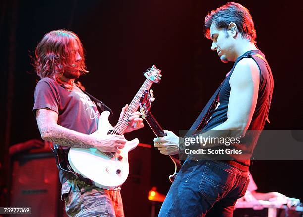 Tim Mahoney Singer 277 Tim Mahoney 311 Photos & High Res Pictures - Getty Images