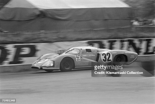The Matra M630 of Jean Guichet and Nino Vaccarella during the Le Mans 24 Hours race, Le Mans, June 1969.